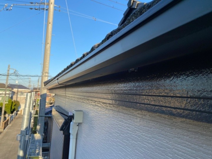 新しい軒樋の取り付け（エスロンX70）