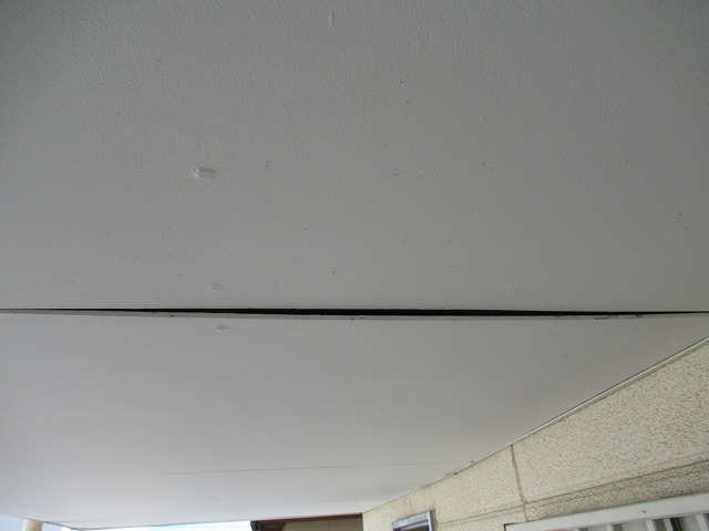 昭和町　軒天井隙間