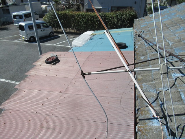 甲府市　アンテナ倒壊