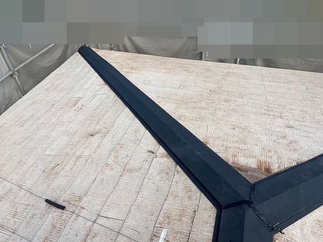 南アルプス市で屋根塗装前に行った板金交換