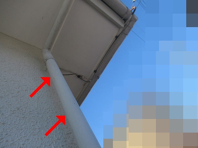 竪樋のずれ