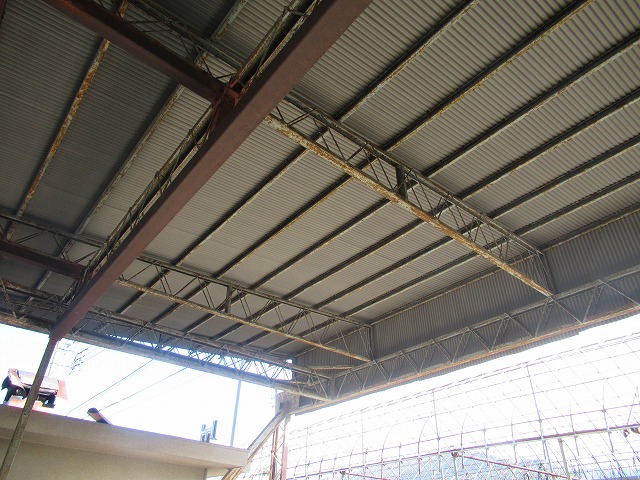 トタン波板屋根