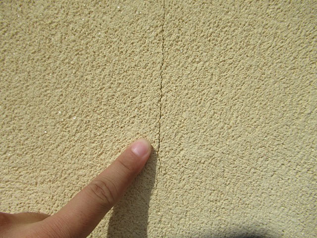 北杜市　クラック補修