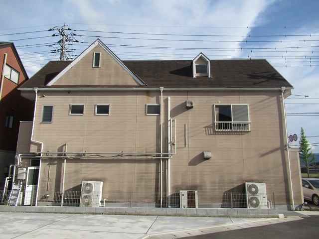 甲府市店舗兼用住宅　北側