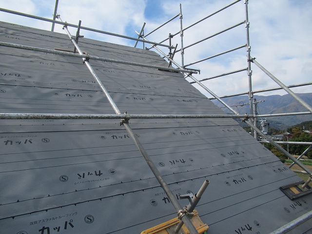 北杜市　屋根防水シート