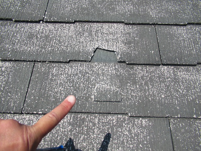 北杜市スレート材割れ