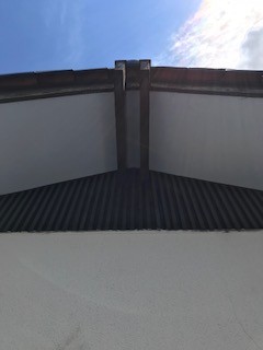 母屋　軒天カバー工法