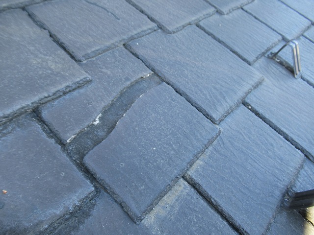 スレート屋根　破損