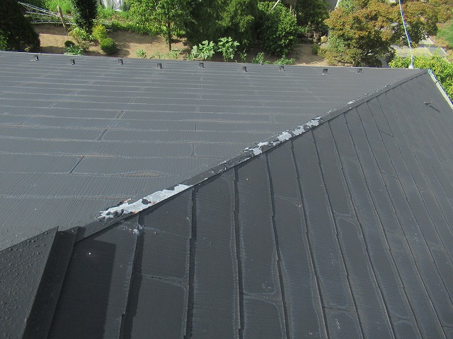 甲州市屋根塗装剥がれ箇所