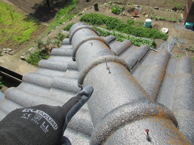 笛吹市モニエル瓦釘抜け