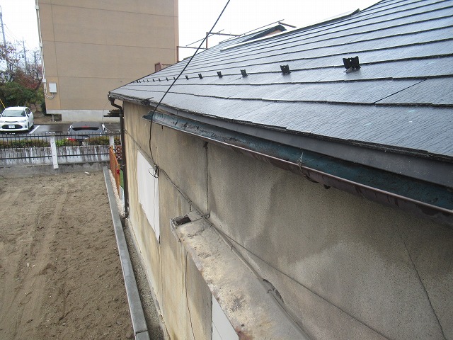 甲府市　雨樋破損