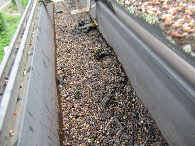 北杜市屋根材アスファルト