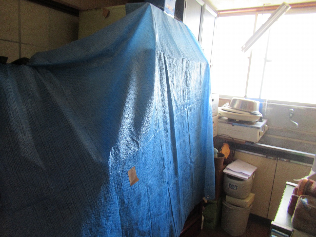甲府市雨漏れ箇所ブルーシート