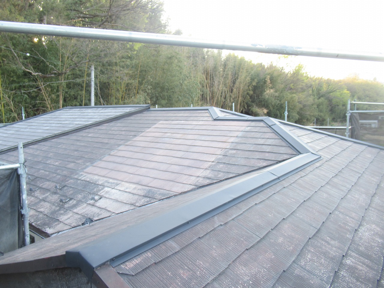 韮崎市棟板金設置完成