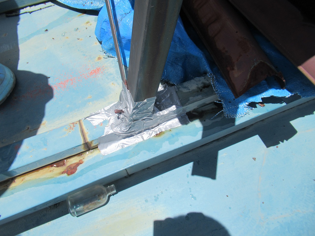 甲府市雨漏れ箇所応急処置