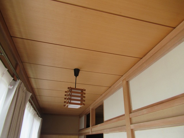 甲州市　雨漏れ発生