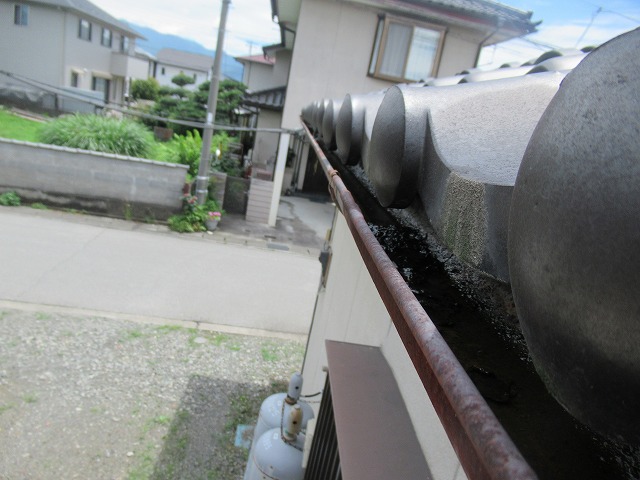 雨樋ゆがみ