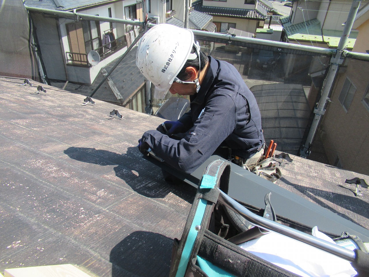 韮崎市棟板金工事写真加工中