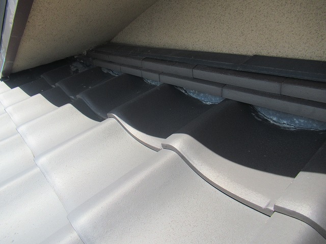 昭和町　屋根壁際漆喰