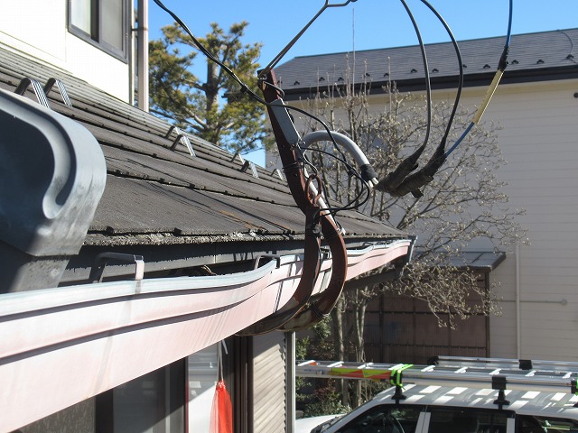 南アルプス市　雨樋勾配不良箇所