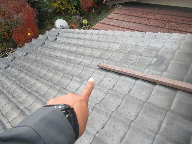 身延町　竪樋破損