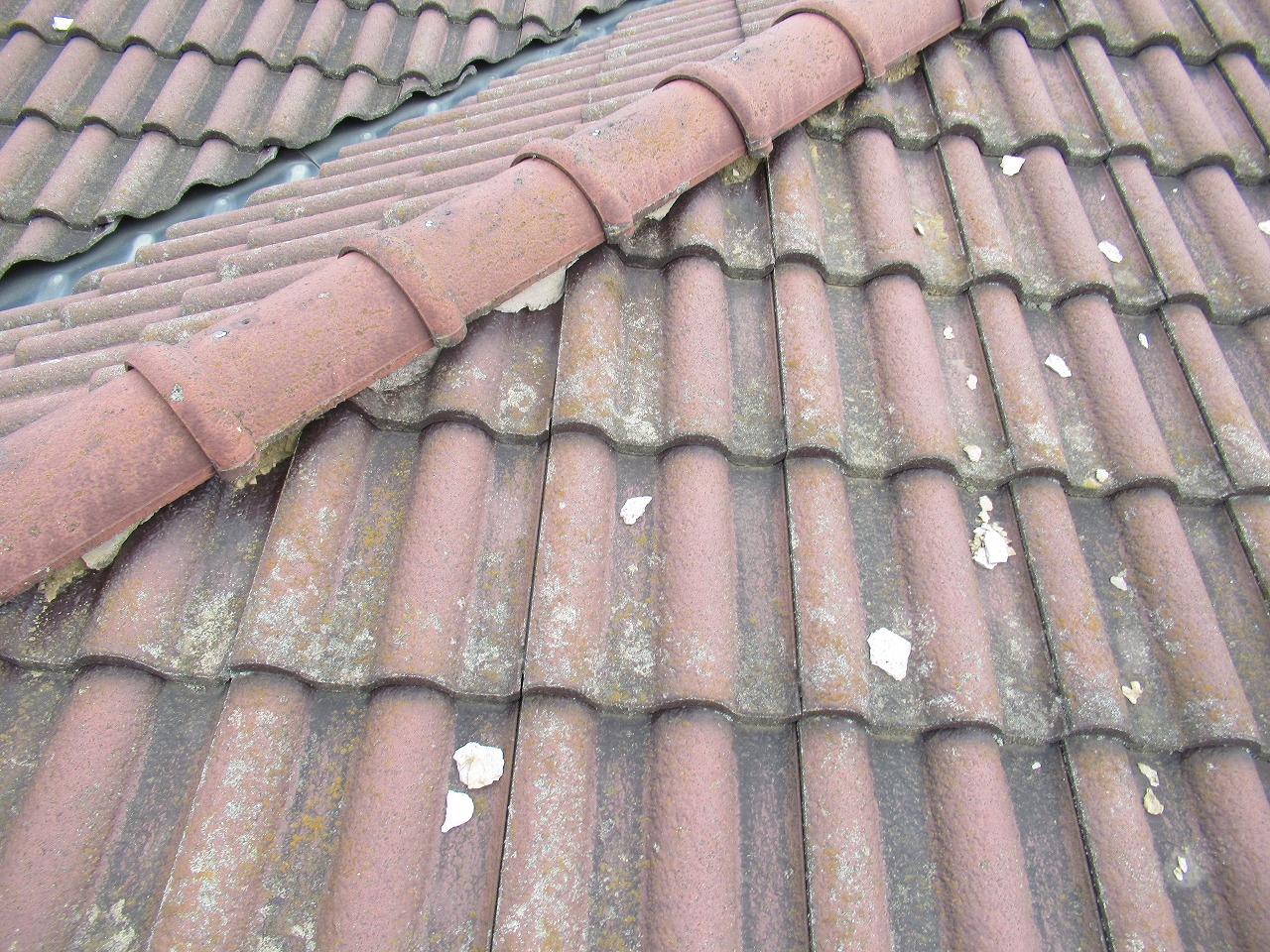 南アルプス市モニエル瓦漆喰