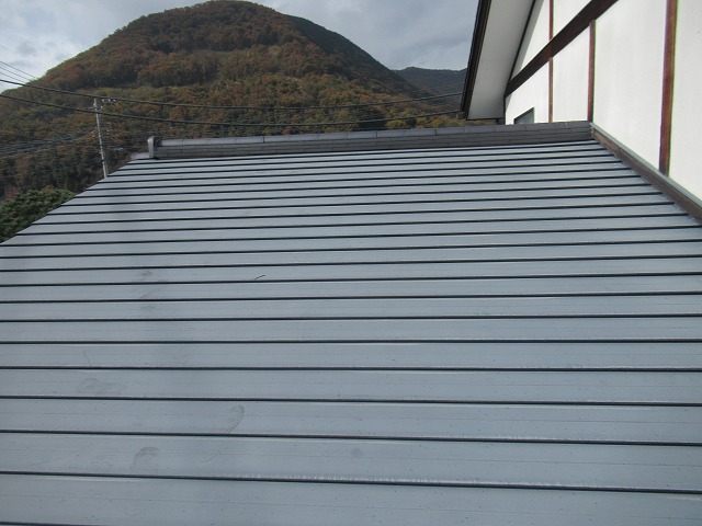 南アルプス市　ガルバリウム鋼板　定期点検