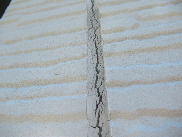 甲府市目地ひび割れ