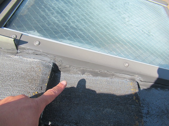 笛吹市　雨漏れ