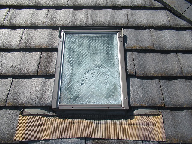 笛吹市　天窓雨漏れ