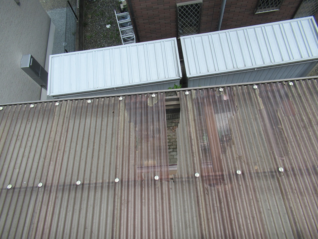 昭和町　波板破損