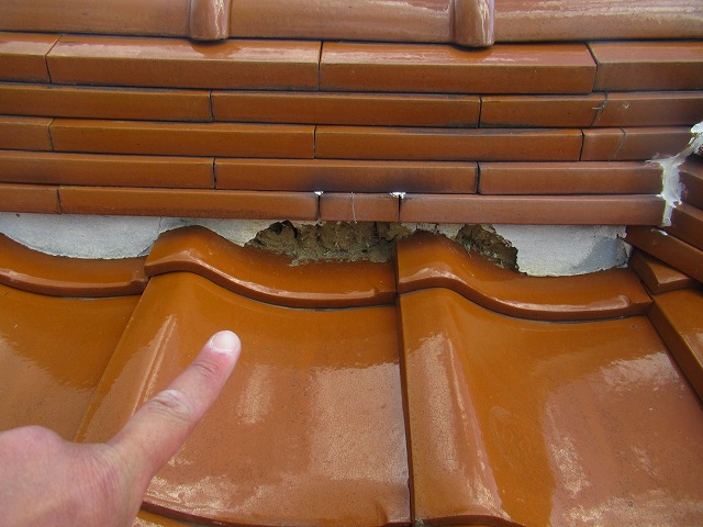 笛吹市漆喰破損