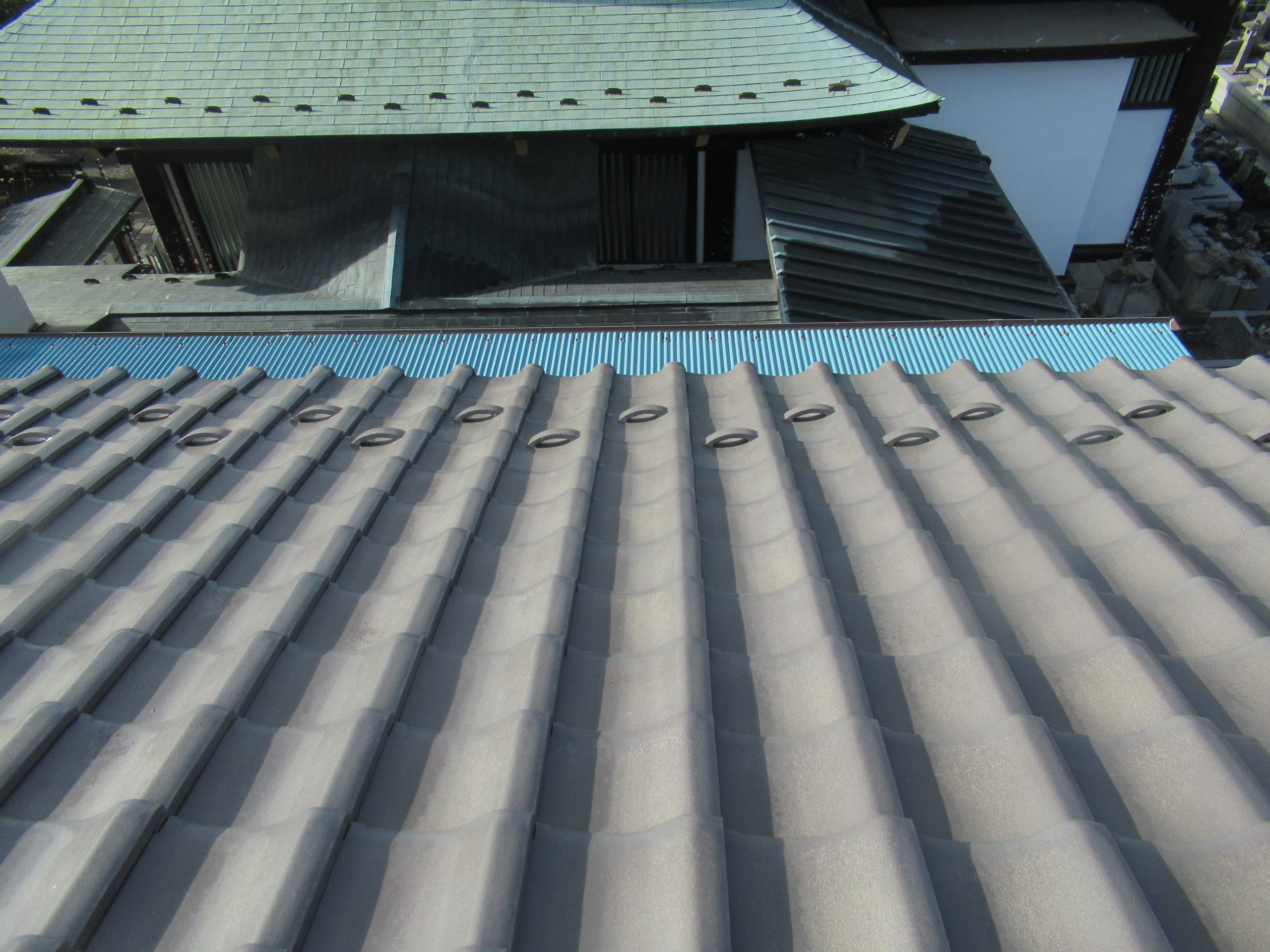 甲府市　瓦屋根の様子