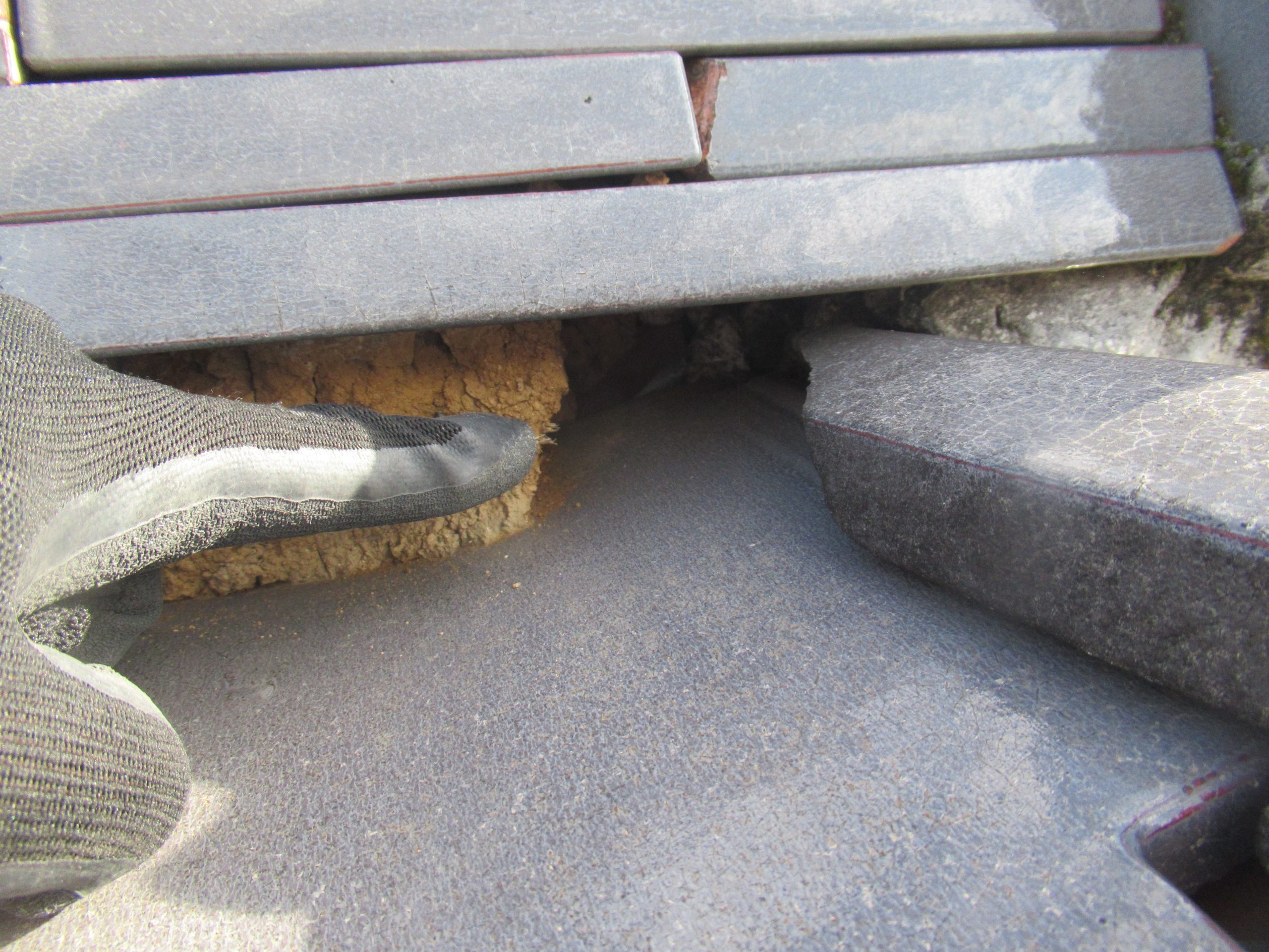 甲府市　屋根漆喰破損