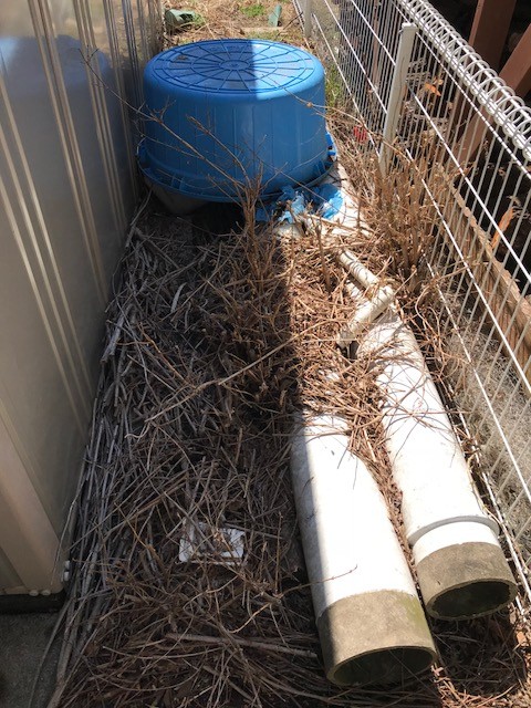 ポーチ柱　撤去