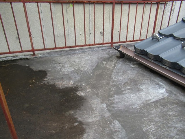 市川三郷町防水劣化染み③