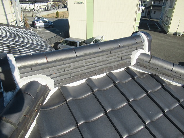 甲斐市　屋根漆喰