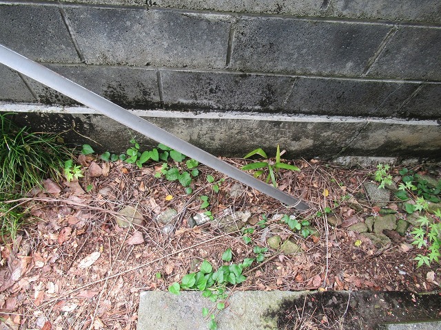 甲州市　雪止め落下