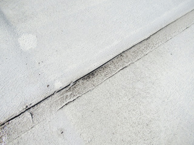 大月市　防水　破損