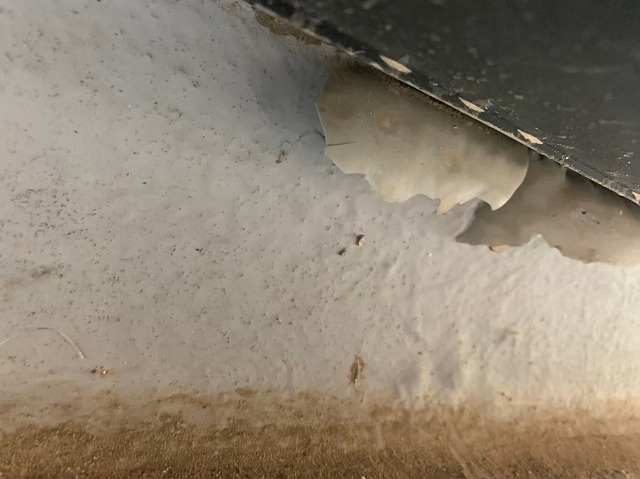 甲州市　バルコニー防水劣化