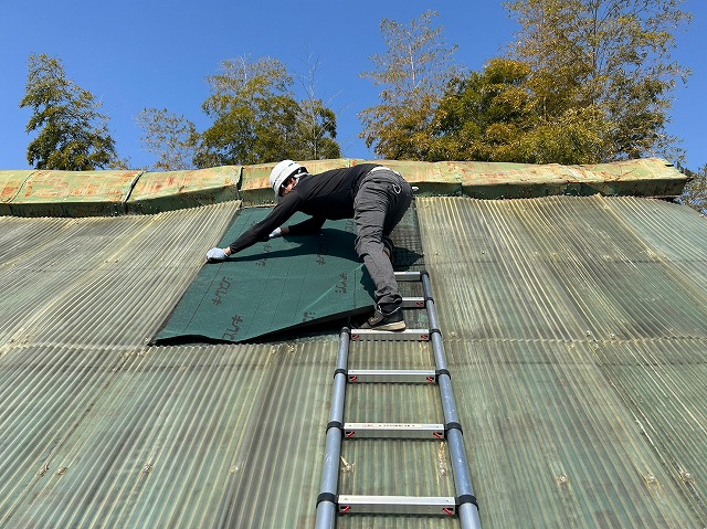 甲府市　防水シート設置