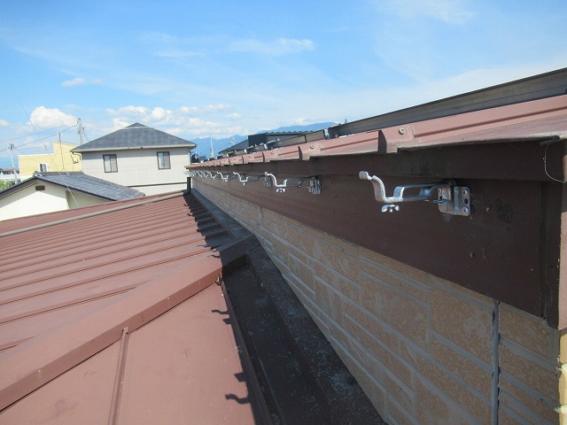 南アルプス市雨樋交換