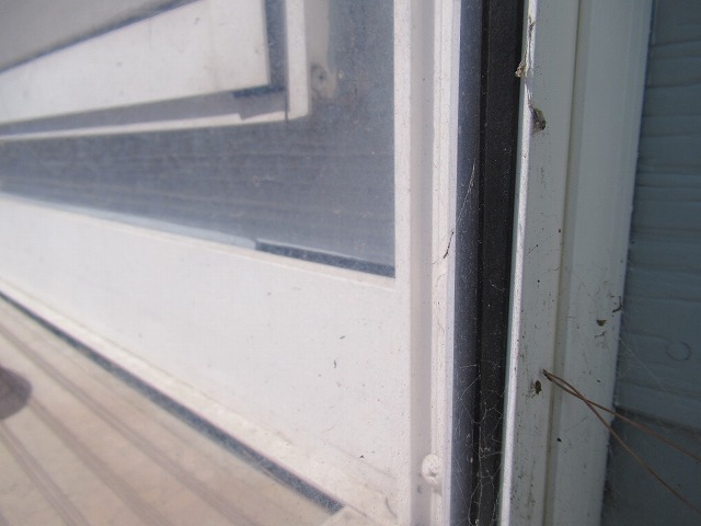 中央市　バルコニー漏水