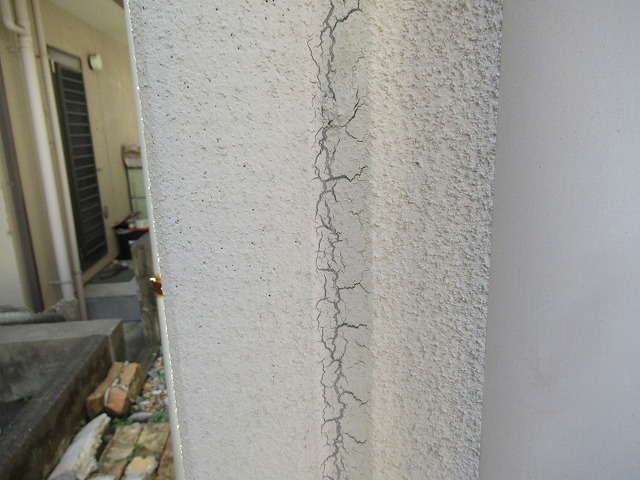 笛吹市　シーリングひび