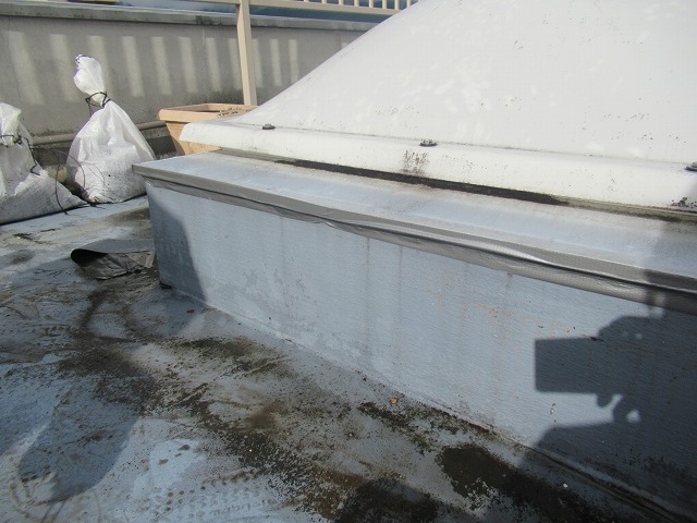 甲府市雨漏れ応急処置