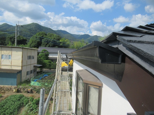 甲府市雨樋設置後