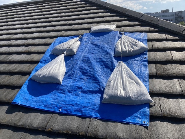 笛吹市　天窓　応急処置