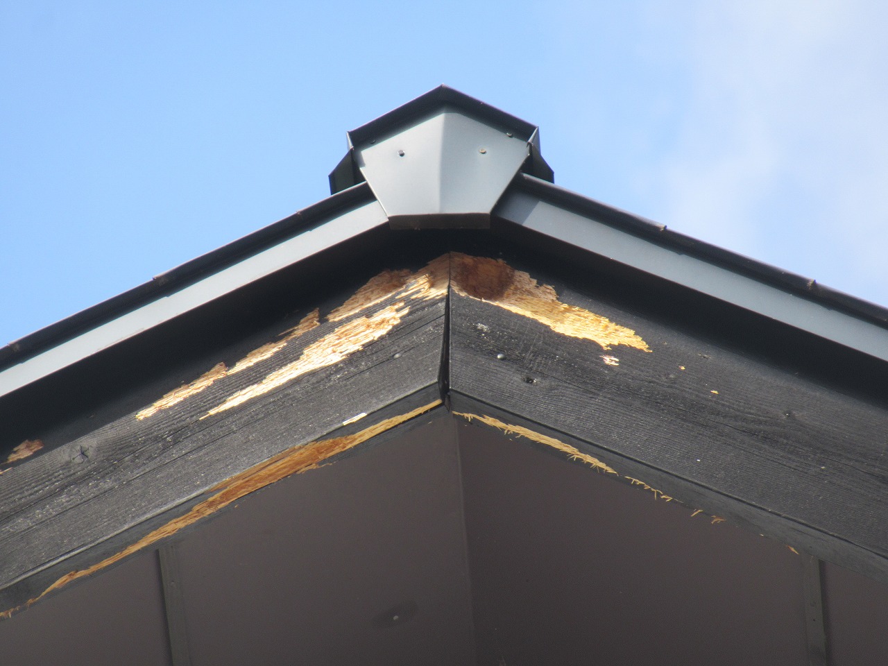 破風破損　山梨県