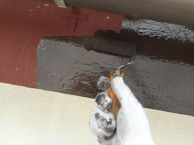 鼻隠し板中塗り塗装