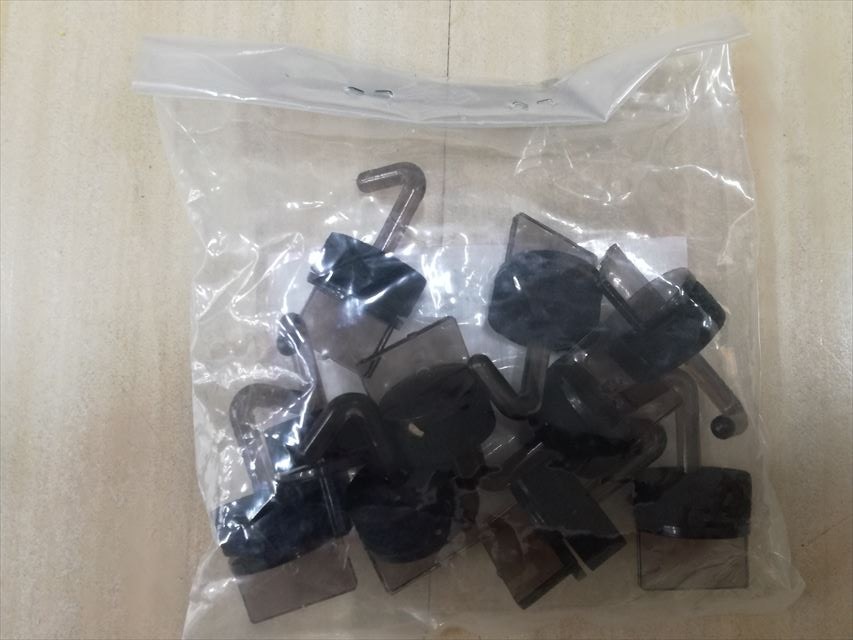 ポリカーボネート波板固定フック